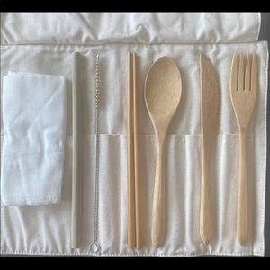 Bamboo utensil set